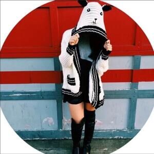 LF Angel Biba Panda Bear Hoodie Sweater Size S/M Knit Animal Cream Black